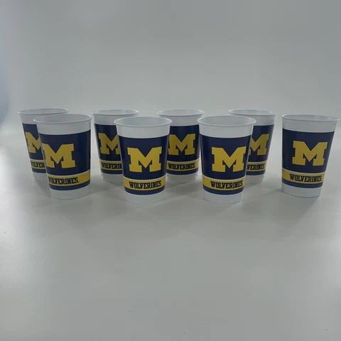 University of Michigan Winpak 20 oz Plastic Cups Lot of 8 Cover