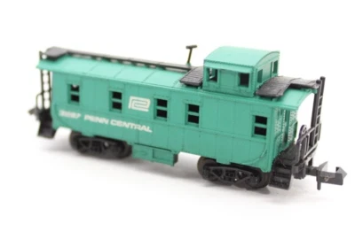 Trix N Scale Penn Central Railroad Caboose #3287 - Image 1 of 4