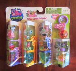 LITTLEST PET SHOP NEW TEENSIES SERIES 2 THEATRE BEACH CLUBHOUSE PARK + MYSTERY - Picture 1 of 18