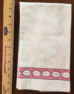 "Toalla de mano vintage RETRO bordada a mano rosa caliente y negra 17""x24""" - Imagen 1 de 3