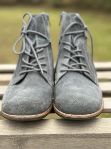 Stivaletto antiscivolo Earth Origins "Adara" grigio scamosciato 8,5 - Foto 1 di 10