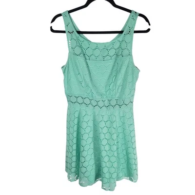 Trixxi Womens Sz 13 Mint Green Geometric Sleeveless Cut Out Mini Dress - Image 1 of 4