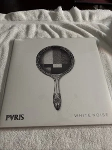 White Noise by PVRIS (Record, 2016) - Foto 1 di 7