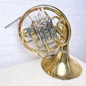 Yamaha YHR663 French Horn Bb W/ case Music Instruments - Picture 1 of 9
