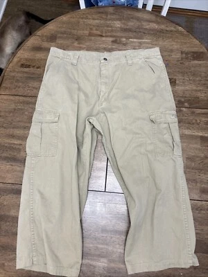 Wrangler Men’s Beige Cargo Pants Khaki 40X32 Outdoor - Image 1 of 4