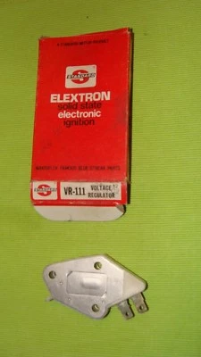 Regulador de voltaje Standard Motor Products VR-111 GM 1990-96 Foto 1 de 3