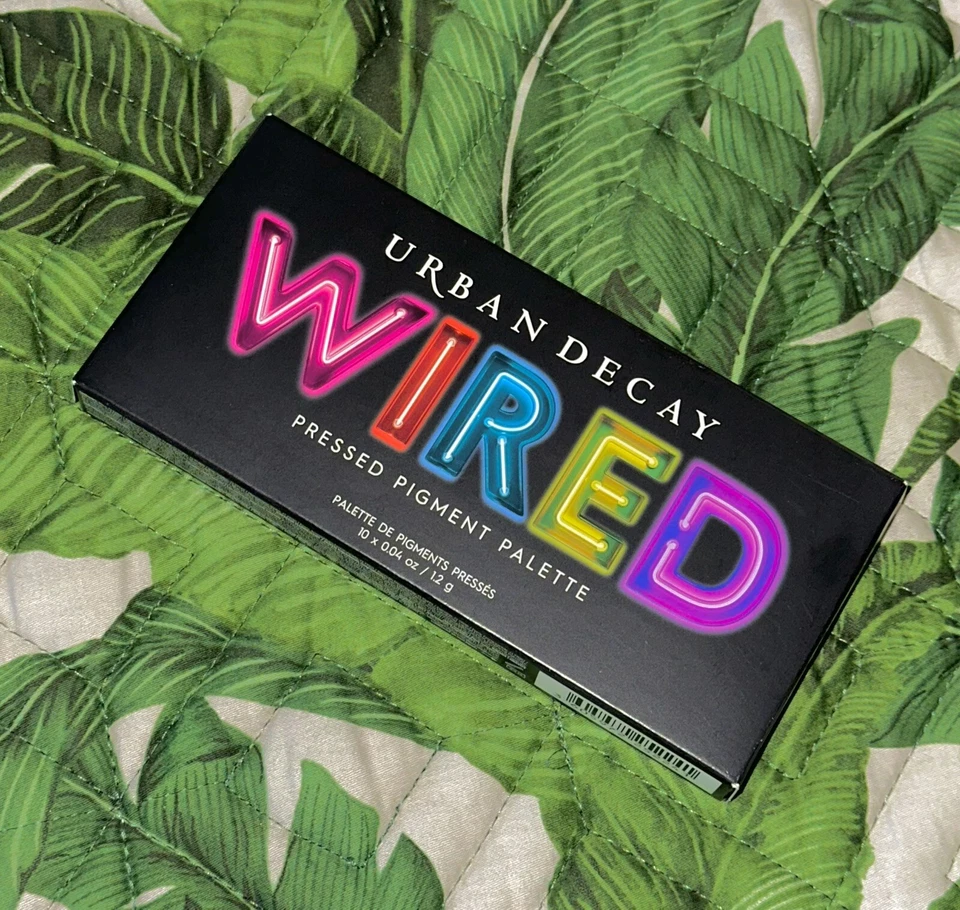 Urban Decay Wired Pressed Pigment 10 Pan Eyeshadow Palette 12g