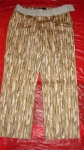 BCBG MAXAZRIA Tan Brown Ivory Stretch Flat Front capri crop Leather Pant Women 4 - Picture 1 of 1