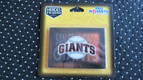 Vintage San Francisco Giants Licensed baseball fridge locker magnet 3.5- 2.5 MLB Cover