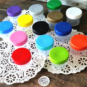 20 Kunststoff Kleine Gläser Behälter Farbe Kappen #4304 1oz bis oben Kräuter Deko Gläser USA - Bild 1 von 5