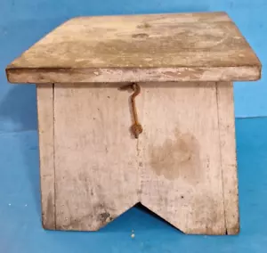 Vintage Wooden Step Seat Stool Paint Antique Milk Primitive - Picture 1 of 11