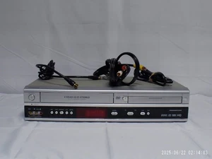 "Pre-Owned" "Partially Works" Phillips DVP 3050V VCR/DVD Combo w/Remote and Cord - Picture 1 of 12
