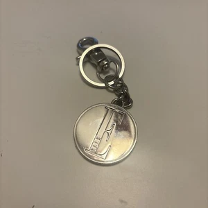 ELLE "E" SILVER Tone METAL DISC Kyy Ring Bag Charm Key Fob KEYCHAIN TAG - Picture 1 of 6