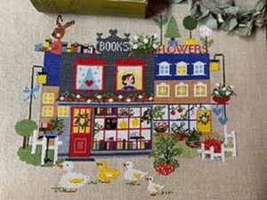 Books & Flowers~Lilli Violette - Picture 1 of 1