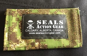 SEALS Action Gear, Pencott Greenzone, Card Holder. - Foto 1 di 4