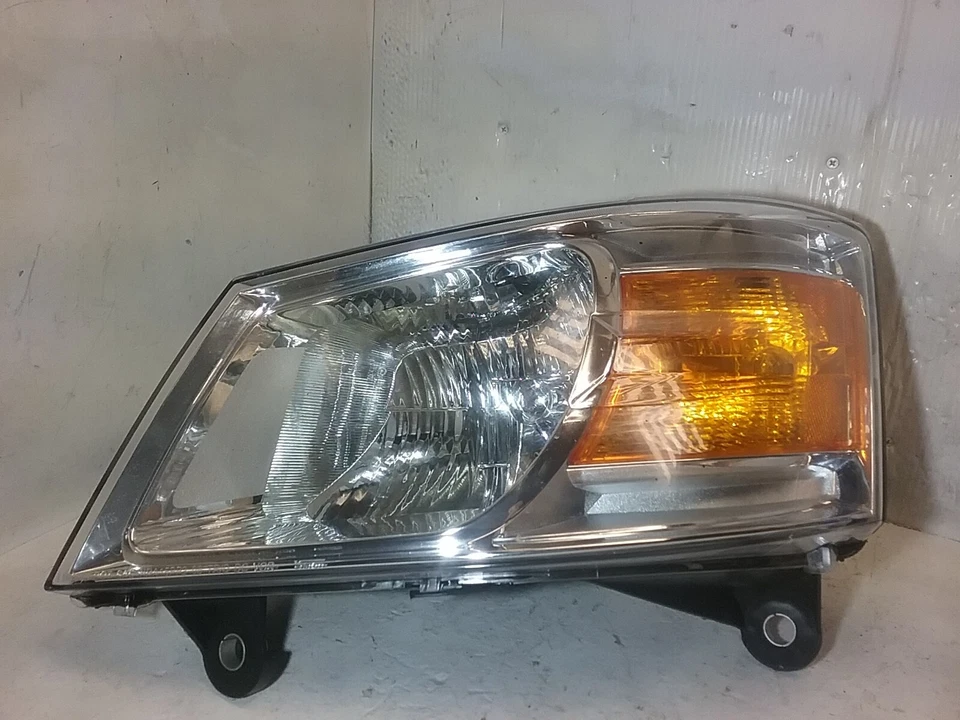 Conjunto de faros delanteros izquierdos Dodge Grand Caravan 2008-2010 (nuevo) DG10099-B (ZC103) Foto 1 de 4