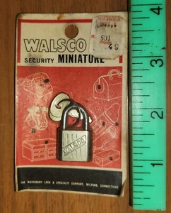 NOS Vintage Walsco sicurezza mini lucchetto lucchetto e 2 chiavi confezione originale  - Foto 1 di 3