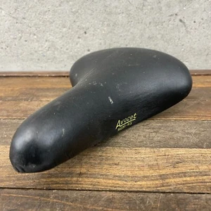 Vintage Avocet Racing WII Seat Womens Saddle Tour Road Bike Wide 80s Black - Picture 1 of 22