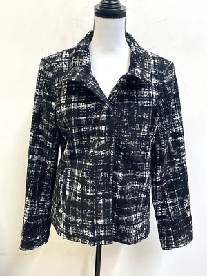 Ann Taylor Jacket Women's S. 12 Black & White Tweed Button Up Lapel/Funnel Colla - Image 1 of 4