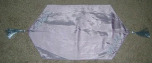 ¡NUEVO!~Vela Yankee~22" PAZ~CORREDOR DE MESA~Púrpura con borlas~Navidad/Pascua - Imagen 1 de 1