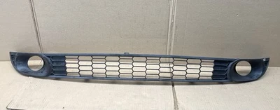 2014 - 2017 FIAT 500L Front Bumper Lower Grille Grill 735550762 OEM - Image 1 of 4