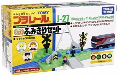 Takara Tomy Plarail Train Accessory J-27 Crossing Set Japan Parts w/ 3x Plakids - Image 1 of 4