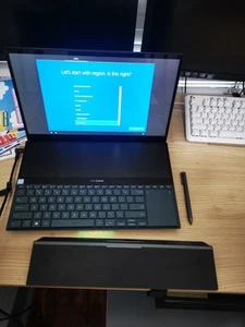ASUS ZenBook 15 UX581G Laptop, Intel i7, 32GB RAM, 1TB SSD, 15.6" Touchscreen. - Picture 1 of 2