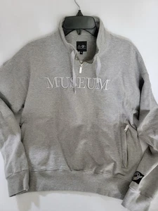Sudadera Gris "The Museum DC" Washington DC Bordada 3/4 Cremallera Adulto XL - Imagen 1 de 5