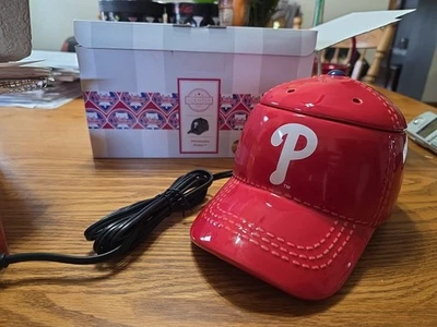 New In Box Philadelphia Phillies Sentsy Cap - Image 1 of 4