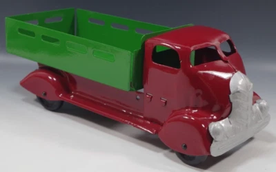 Camión con estacas Wyandotte acero prensado restaurado de colección 11,5"" como nuevo Foto 1 de 4