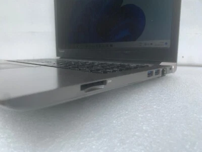 Toshiba Portege Z30-C-125 Core i7-6500U 2.5Ghz 16GB RAM 512GB SSD -Uesd - Image 1 of 3