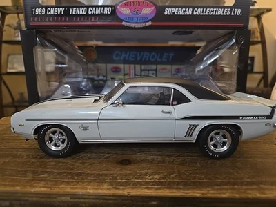 Chevy Yenko 1969 1:18 blanco Camaro superdeportivo coleccionables Highway 61  Foto 1 de 4