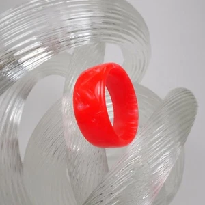 Neonrote Perle Acryl Harz Ring - Fluoreszierend Rot - Unisex - Handarbeit - Bild 1 von 1