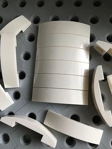LEGO Nuevo Lote de 24 Azulejos Techos Curvos Blancos 1x4x2/3 Doble Suave - Imagen 1 de 2