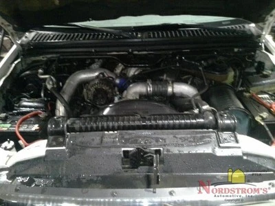 Ford F350SD 2004 camioneta cilindro maestro de freno Foto 1 de 4