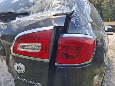 Used Right Tail Light Assembly fits: 2014 Buick Enclave quarter panel mounted Ri - Image 1 of 4