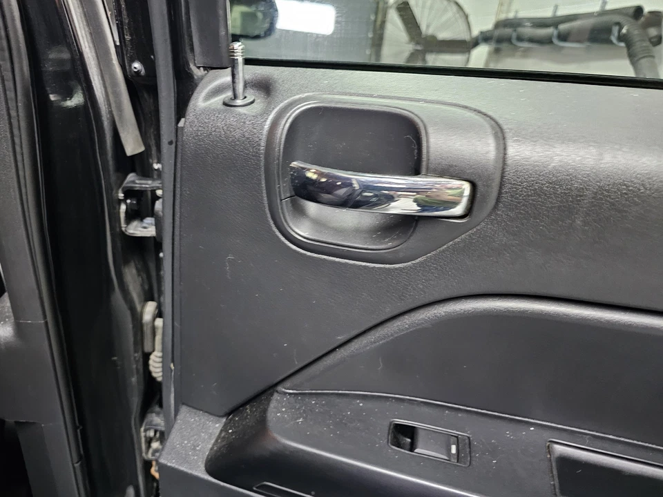 Inside Door Handle JEEP COMPASS 08 09 10 11 12 13 14 15 16 17 Foto 1 de 1