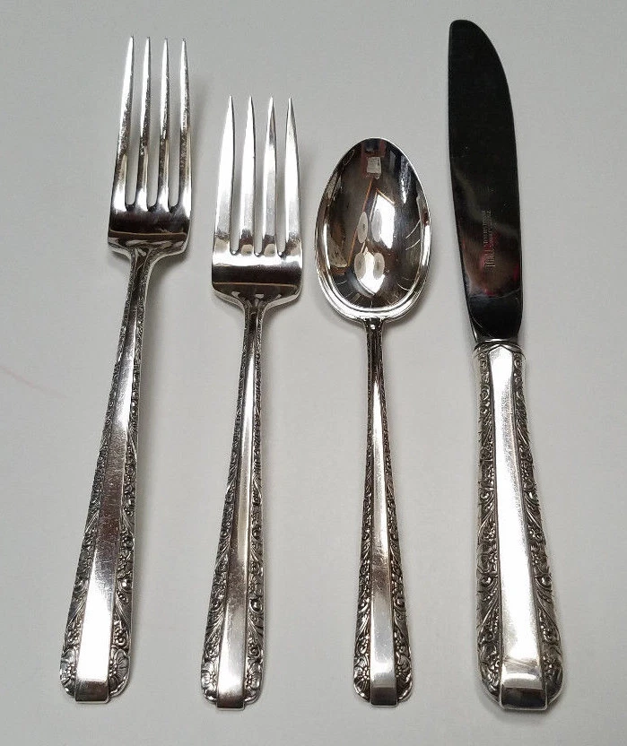 JUEGO DE 4 VELAS TOALLA VINTAGE PLATA ESTERLINA 925 AJUSTE PARA CENAR Como Nuevo Foto 1 de 4