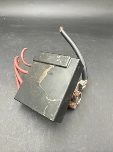 2003-2006 DODGE MERCEDES SPRINTER POSITIVE BATTERY TERMINAL FUSE BOX OEM - Picture 1 of 6
