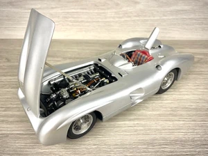 CMC 1/18 Mercedes-Benz W196R Streamliner 1954/1955 M-044 boxed - Picture 1 of 12