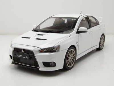 Mitsubishi Lancer Evo X Bianco Metallico Auto Modellino 1:18 Sun Star - Immagine 1 di 4
