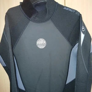 Alder Impact Men Wetsuit Black/Grey 3/2 Surfing Waterports Back Zip Medium - Picture 1 of 7