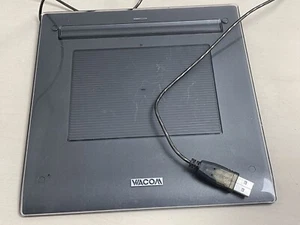 Wacom CTF-420 USB Graphics Tablet – No Pen Drawing Pad - Picture 1 of 3