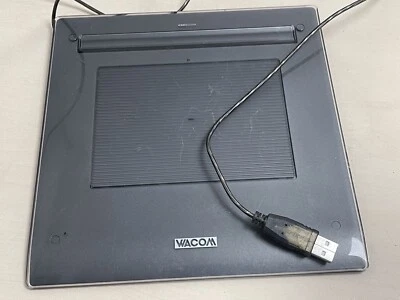 Wacom CTF-420 USB Graphics Tablet – No Pen Drawing Pad - Image 1 of 3