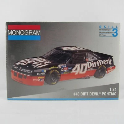 Kenny Wallace #40 Dirt Devil Bahari Pontiac GP Monogram 1/24 Plastic Model #2973 - Image 1 of 4