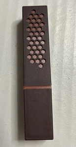 BURT'S BEES - 100% Natural Glossy Lipstick # 505 Peony Dew 0.12 oz. (3.4 g) - Picture 1 of 3