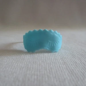 NUEVO Barbie Hermanita Chelsea Muñeca Azul Máscara para Dormir ~ Ropa Belleza Accesorio - Imagen 1 de 4