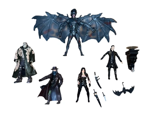 Van Helsing Action Figure Lot  Dracula Beast Frankenstein Anna Valerious Cover
