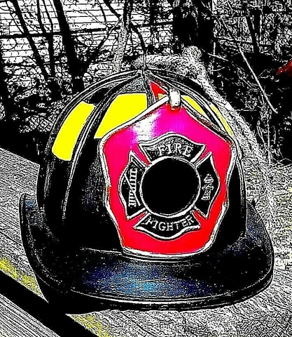 FIRE HELMET BIRDHOUSE and feeder. Firefighter's Fire Helmet Birdhouse GIFT Cover