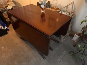 antique Duncan Phyfe drop leaf table - Picture 1 of 9